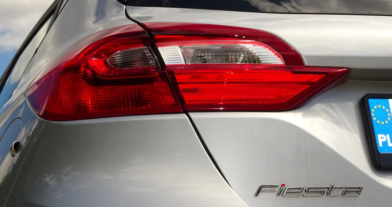Ford Fiesta cena 35000 przebieg: 67572, rok produkcji 2018 z Łeba małe 46